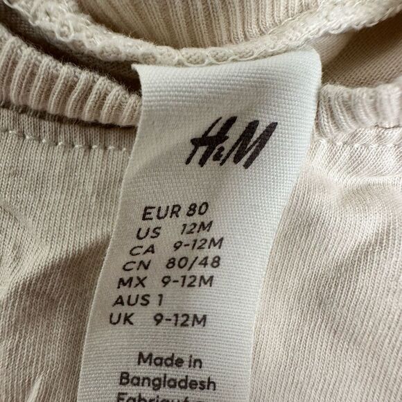 EUC H&M Baby Boy 3 Long Sleeve Tees Brown., Cream & Green Casual - Size 12M - Picture 6 of 10